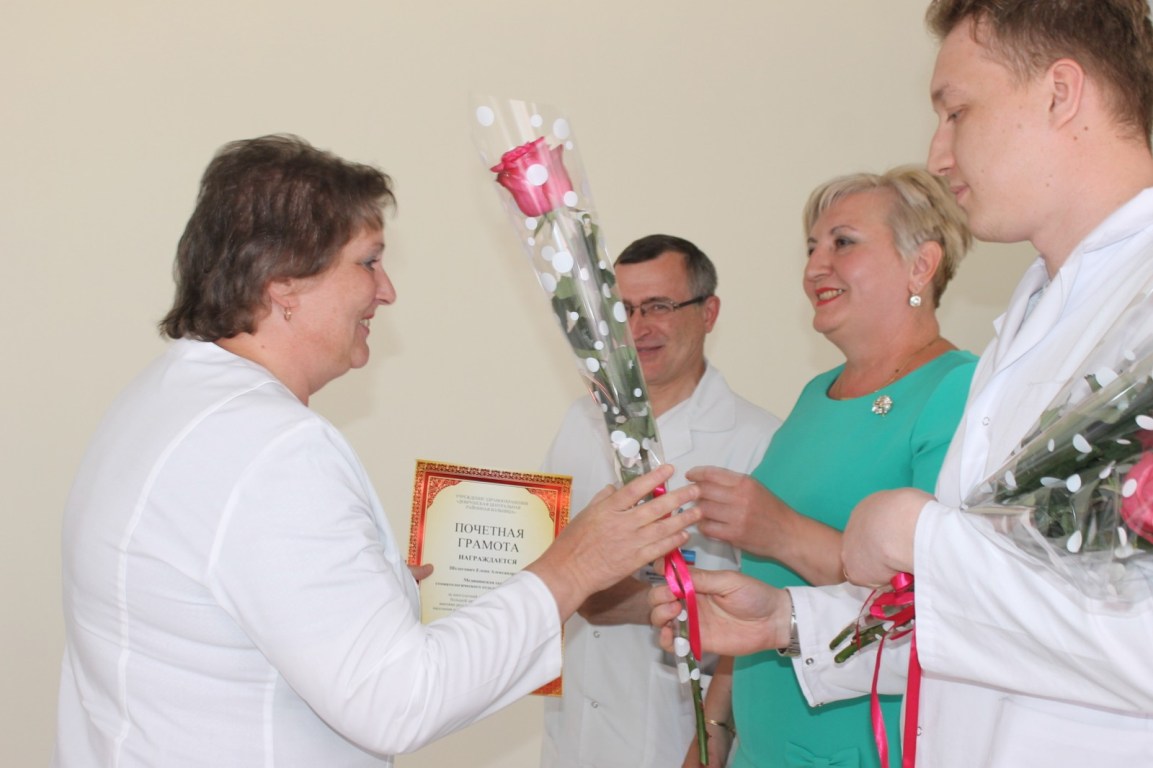Красочное торжество в честь Дня медицинской сестры прошло в Добрушской ЦРБ при участии профкома